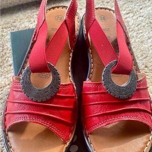 Spring Step Red Slingback Sandals with Metal Ring